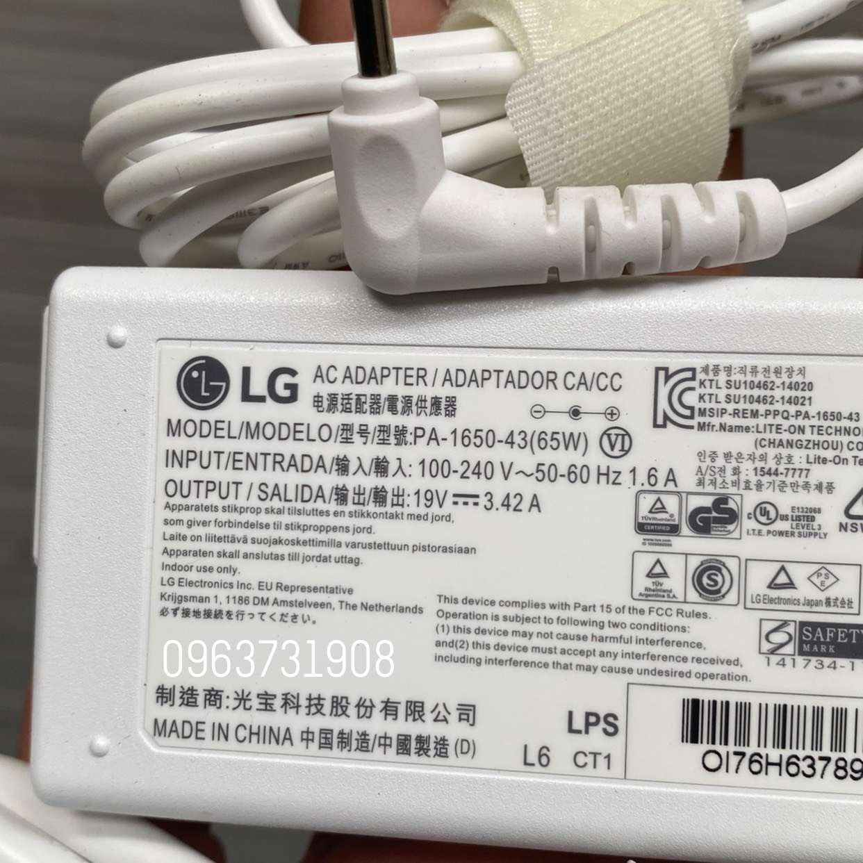 Sạc laptop lg gram 19v-3.42a chính hãng lg