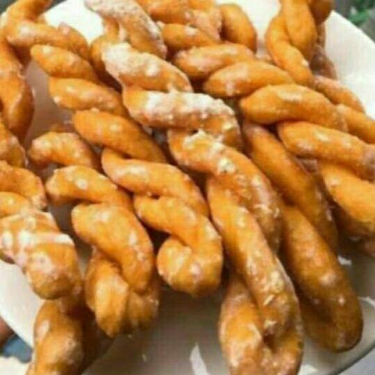 1kg bánh quẩy