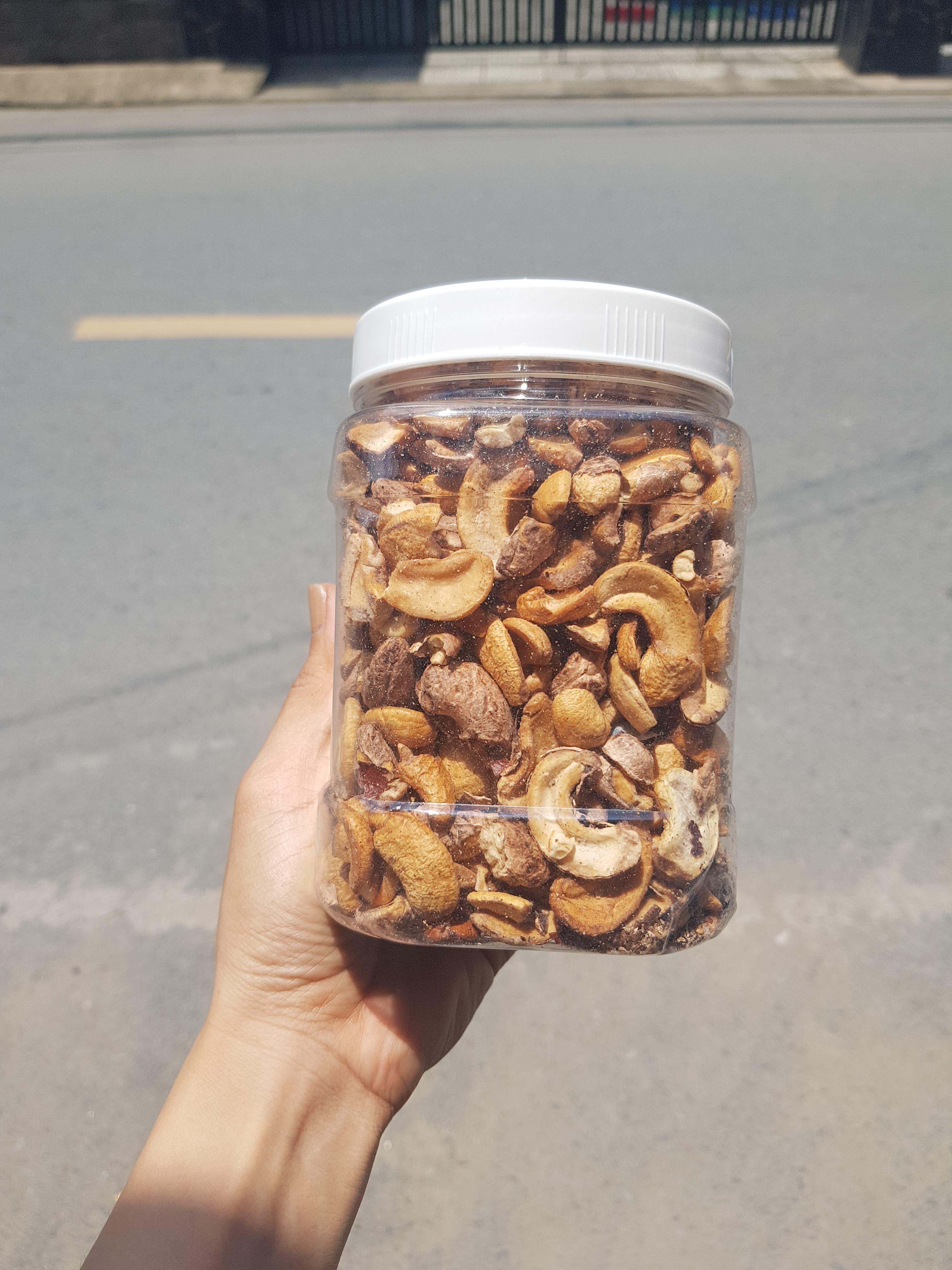 HẠT ĐIỀU BỂ RANG MUỐI HẠT SAM SAM CÒN VỎ  HỘP 500 GRAM