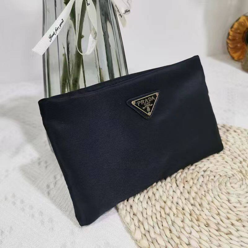New Prada Clutch Bag Triangle P Letter Washing Bag Cosmetic Bag Storage Bag  Waterproof, Simple and Stylish, Large Capacity and Hand In Hand with The Bag.  