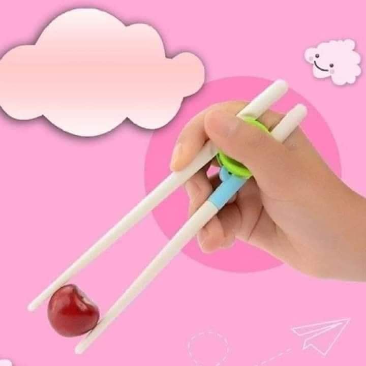 Đũa tập gắp cho bé của Nhật