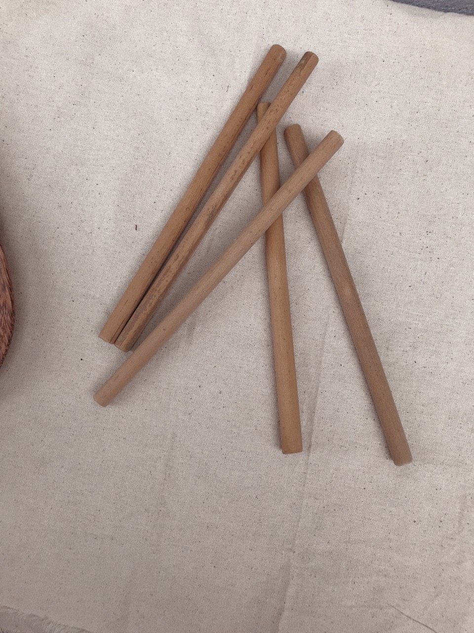 5 Bamboo straws