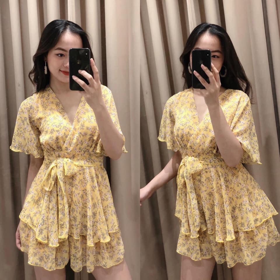 Đầm JUMSUIT HOA VÀNG CỔ ĐẮP TAY NGẮN