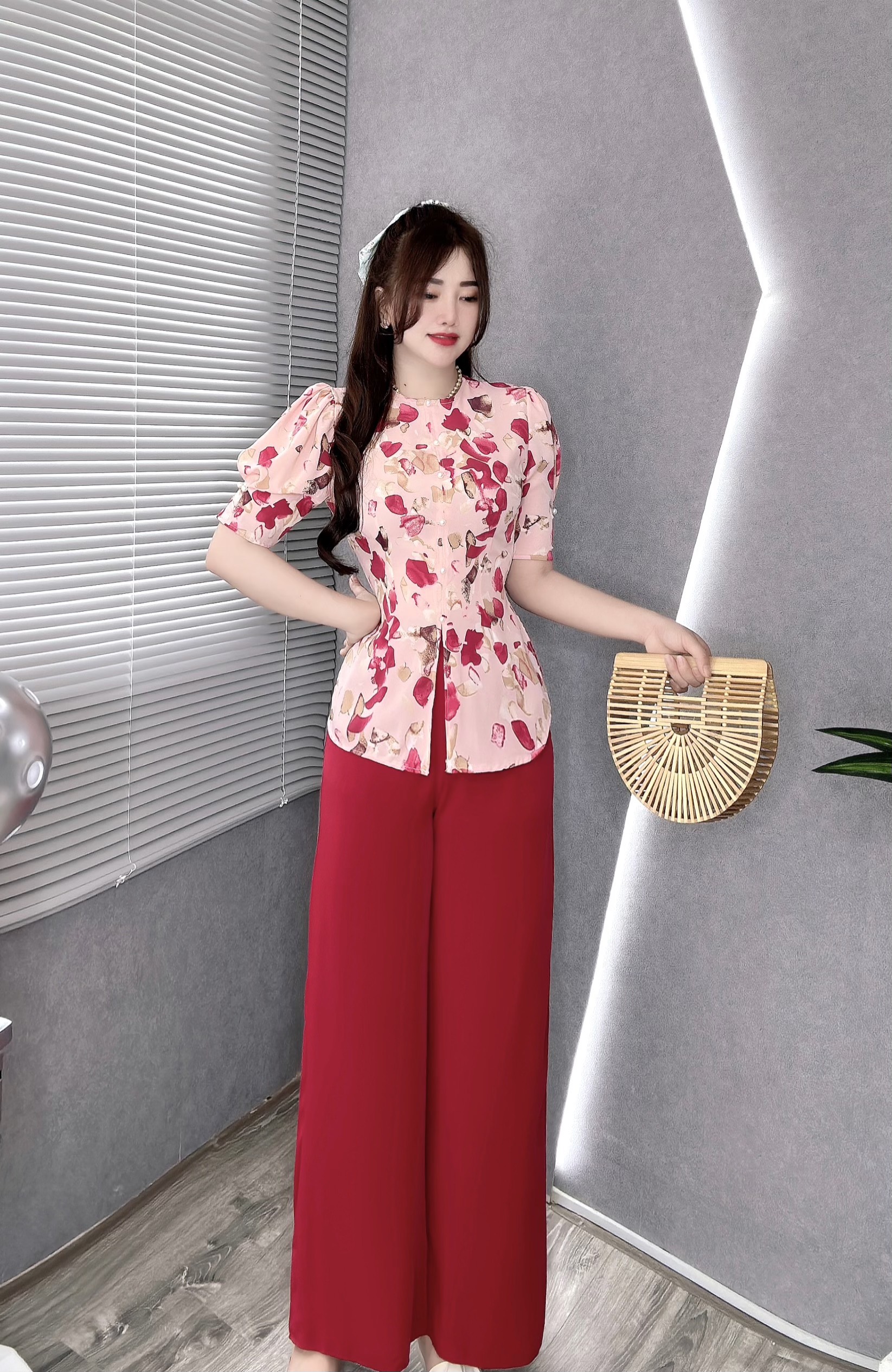 BỘ BÀ BA LỤA HOA 3D TAY PHỒNG