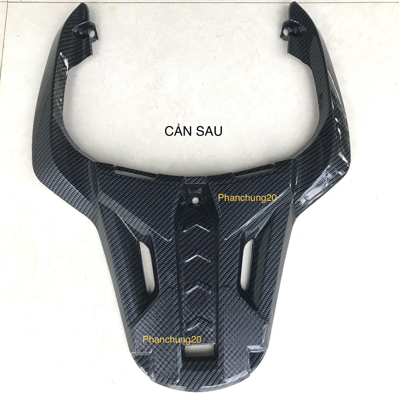SH 2017 2018 2019 ỐP TAY DẮT SAU ( CẢN SAU ) DÙNG CHO ĐỜI XE SH CACBON / CROM