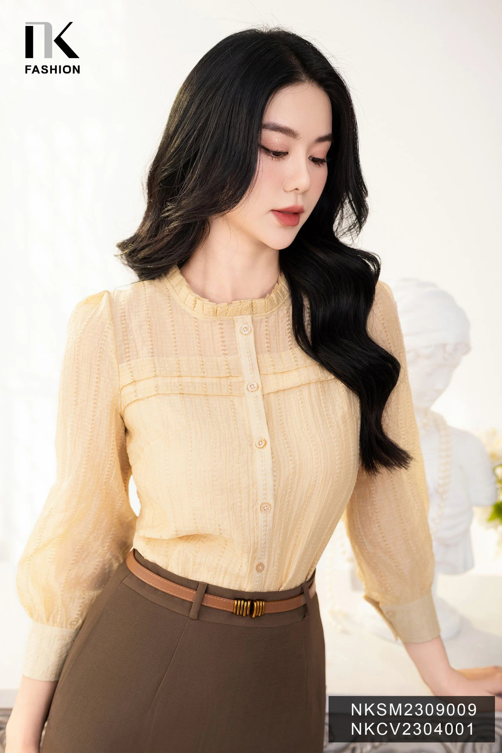 Áo Sơ Mi Xếp Ngực Cổ Xếp Bèo NK Fashion Nữ Tính Dễ Thương NKSM2309009