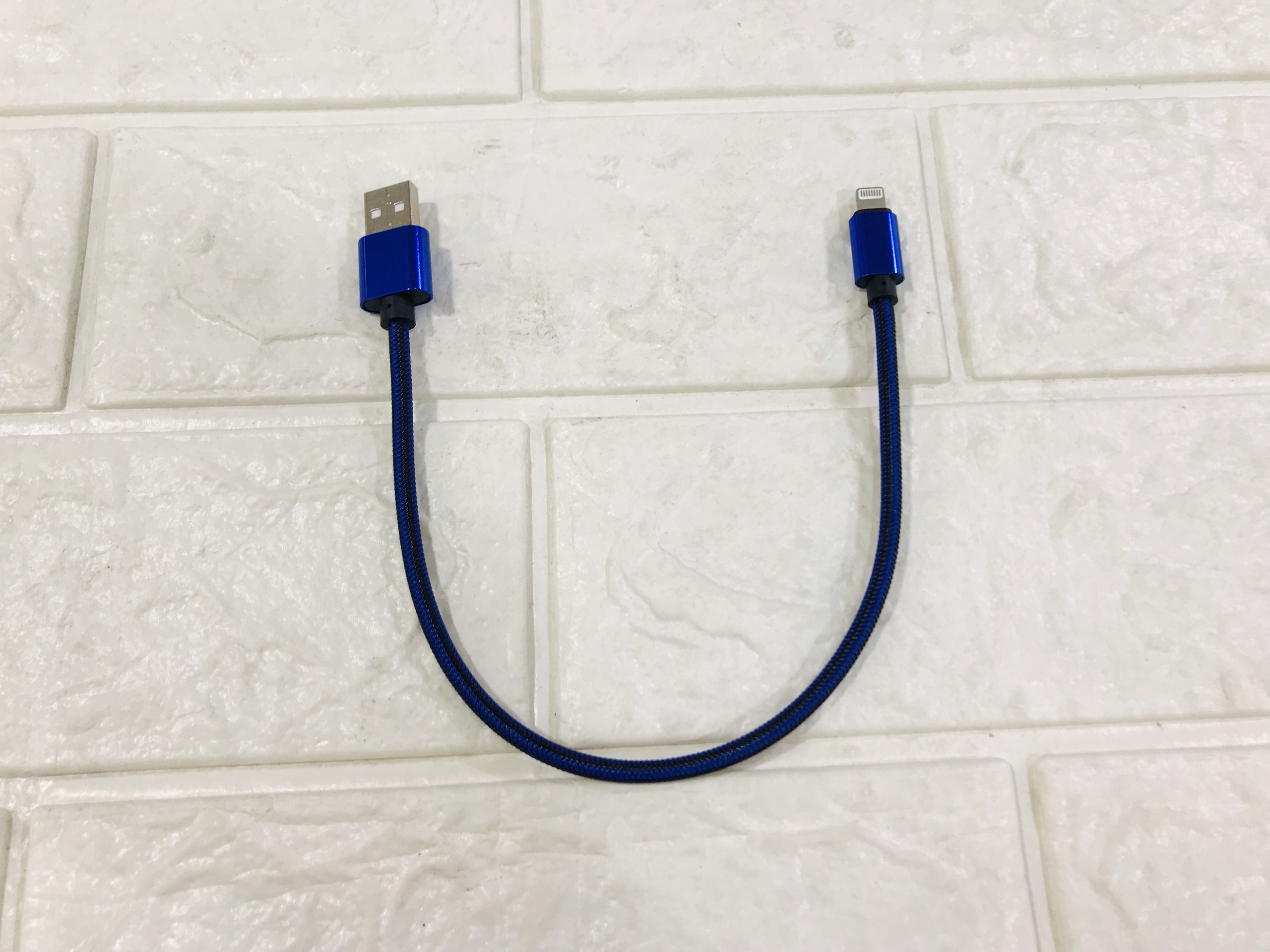 CÁP SẠC IPHONE DÂY DÙ DÀI 30CM