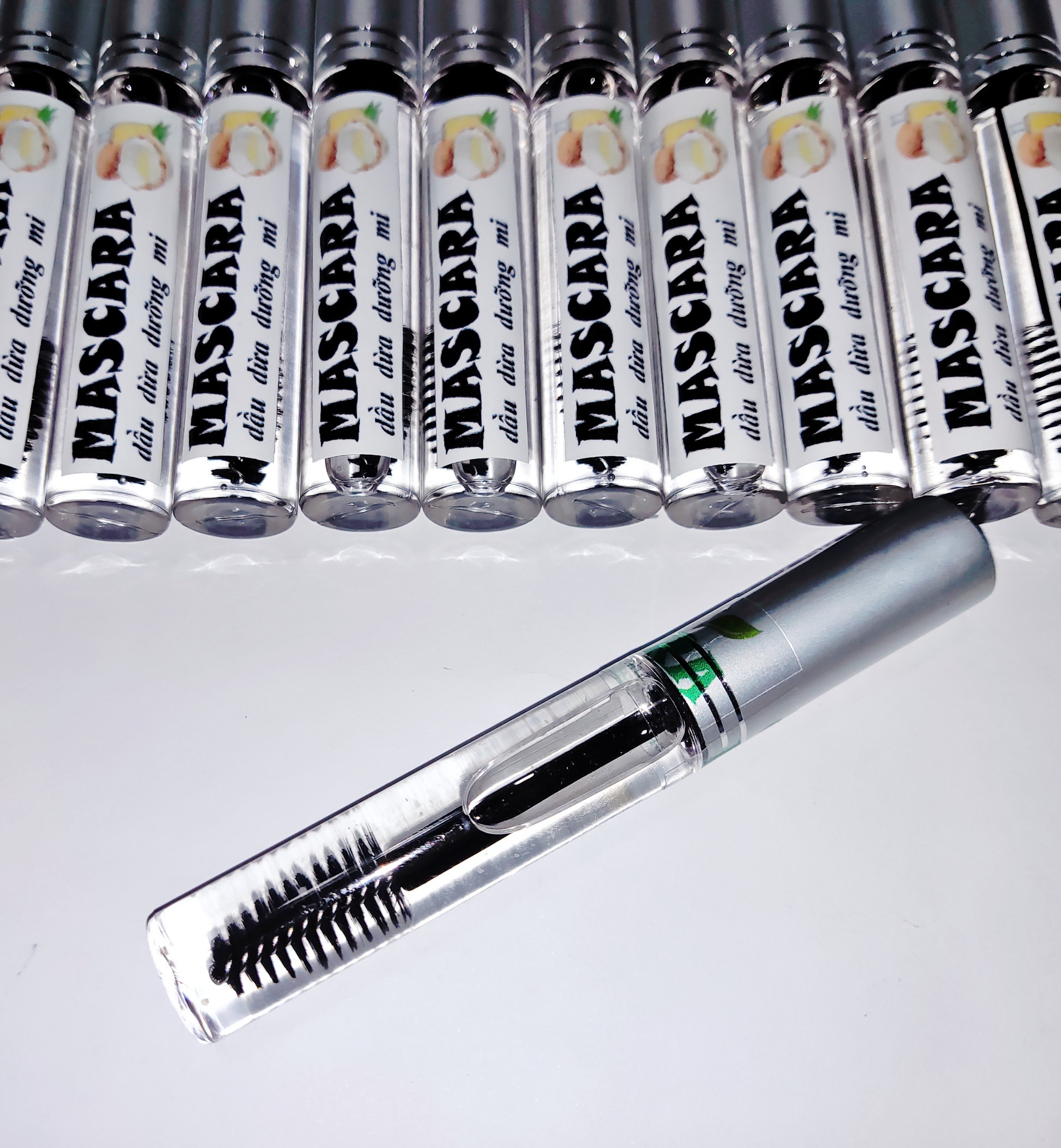 Mascara dưỡng mi dầu dừa
