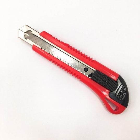 Dao rọc giấy loại xịn có vĩ (dài 16cm)