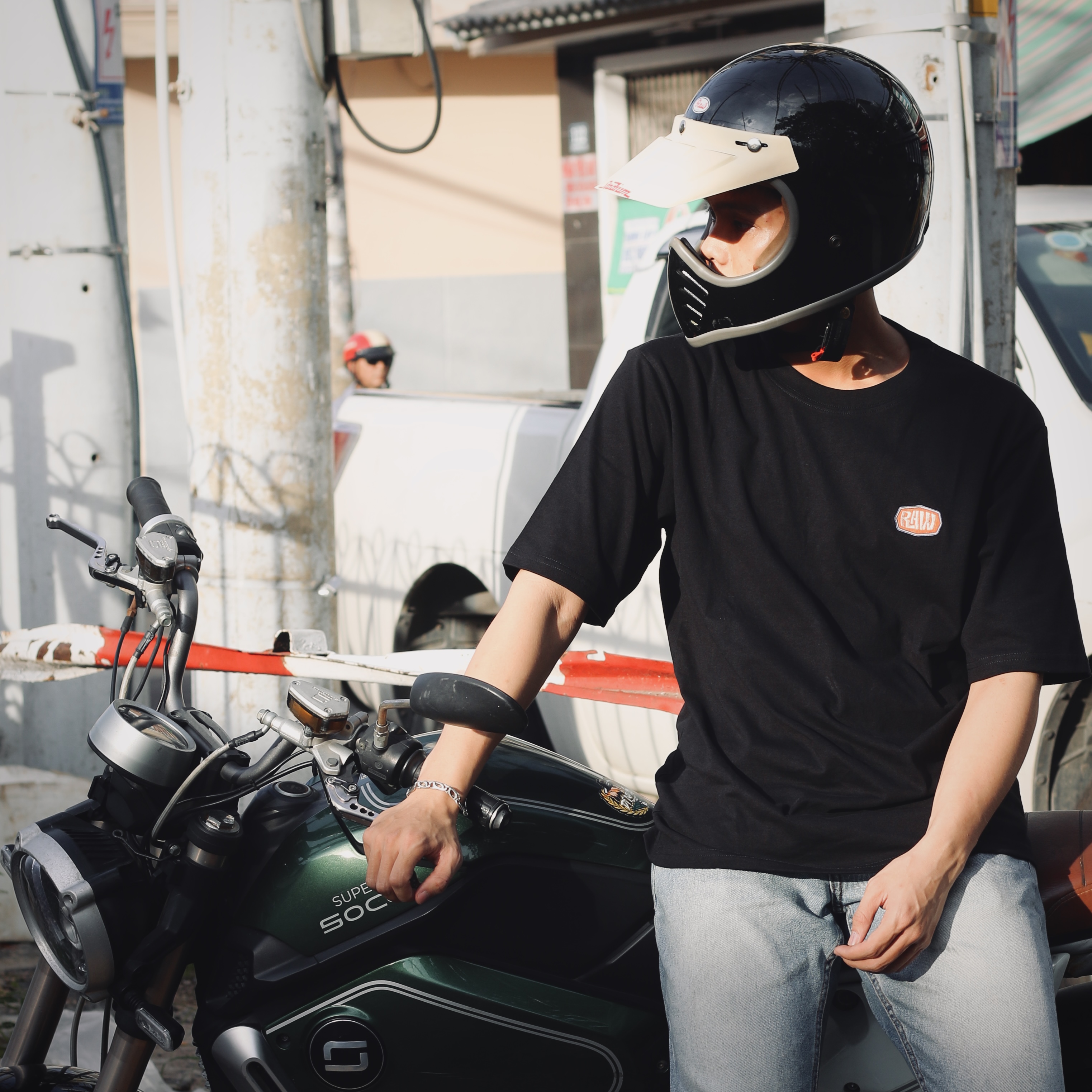 Áo thun Raw thêu basic vải thun cotton thoáng mát 4 chiều ArrowShop