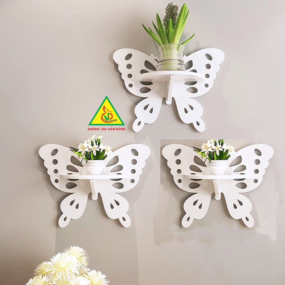 Kệ hoa văn treo tường hình cánh Bướm