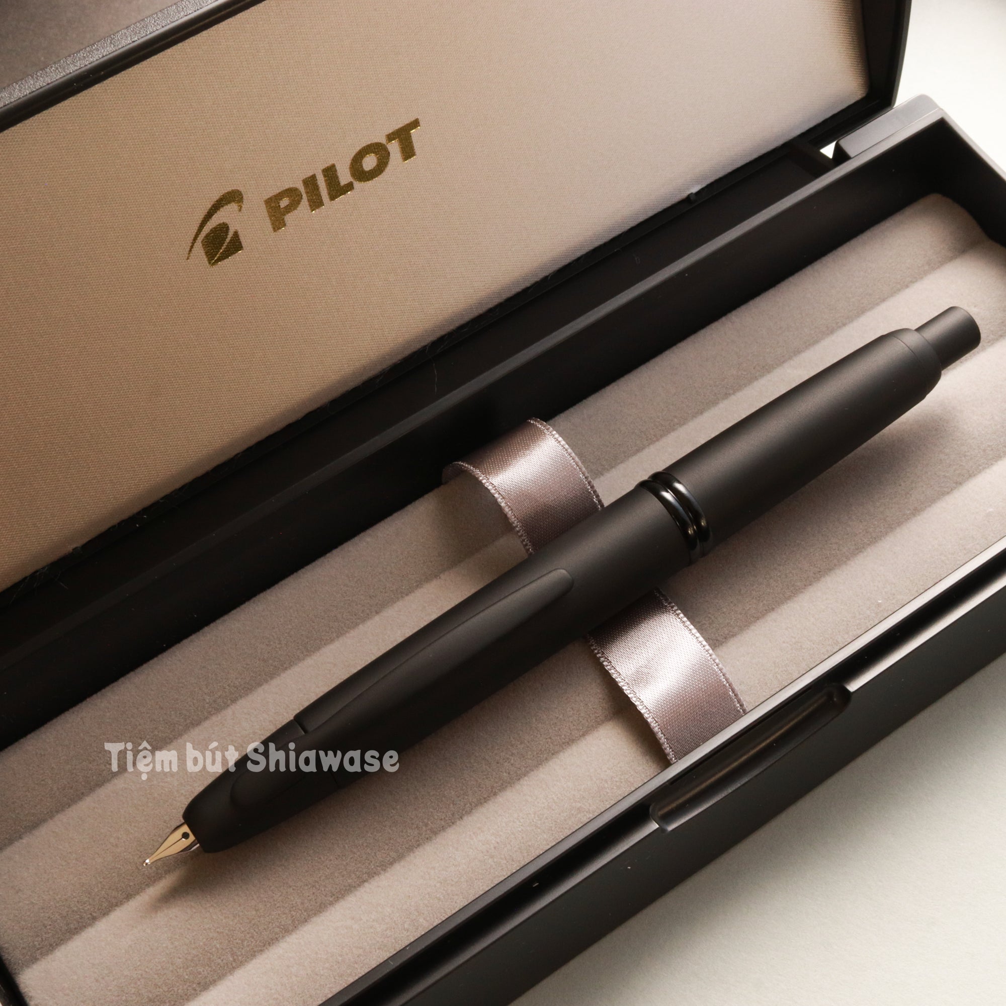 Bút Máy Pilot Capless Vanishing Point Matt Black - Đen