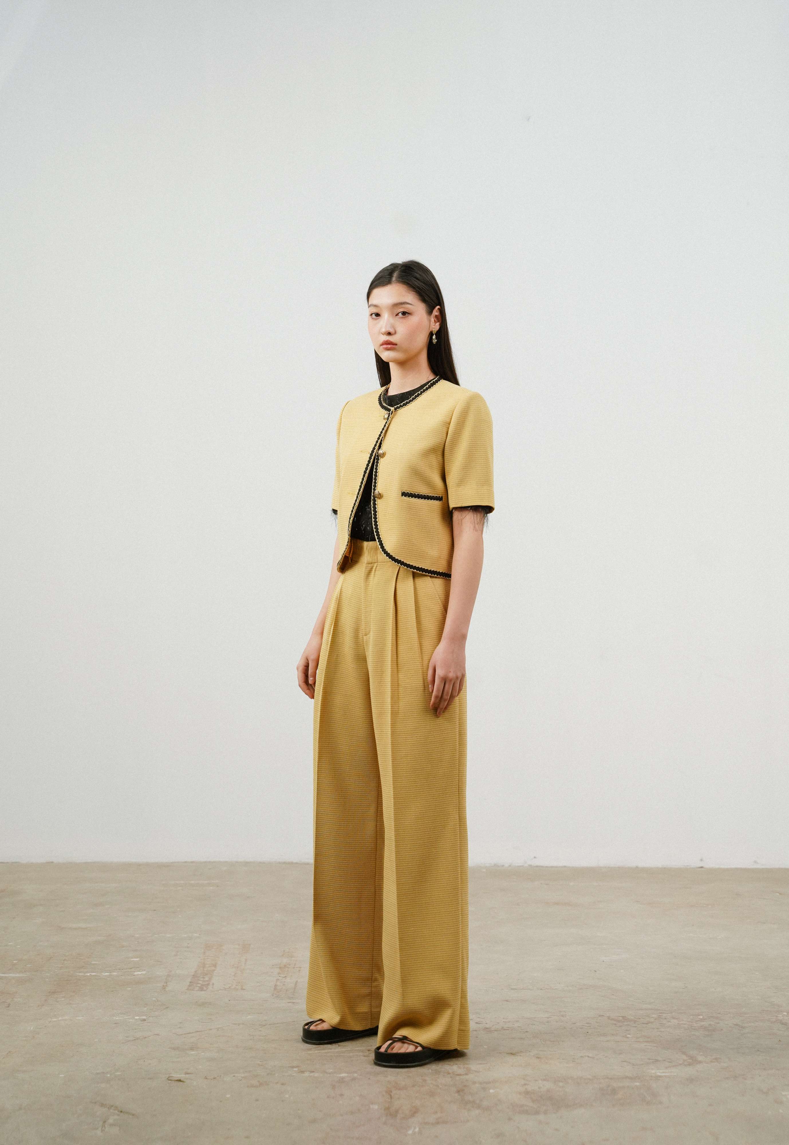 ÁO KHOÁC CỘC TAY - CELINA JACKET