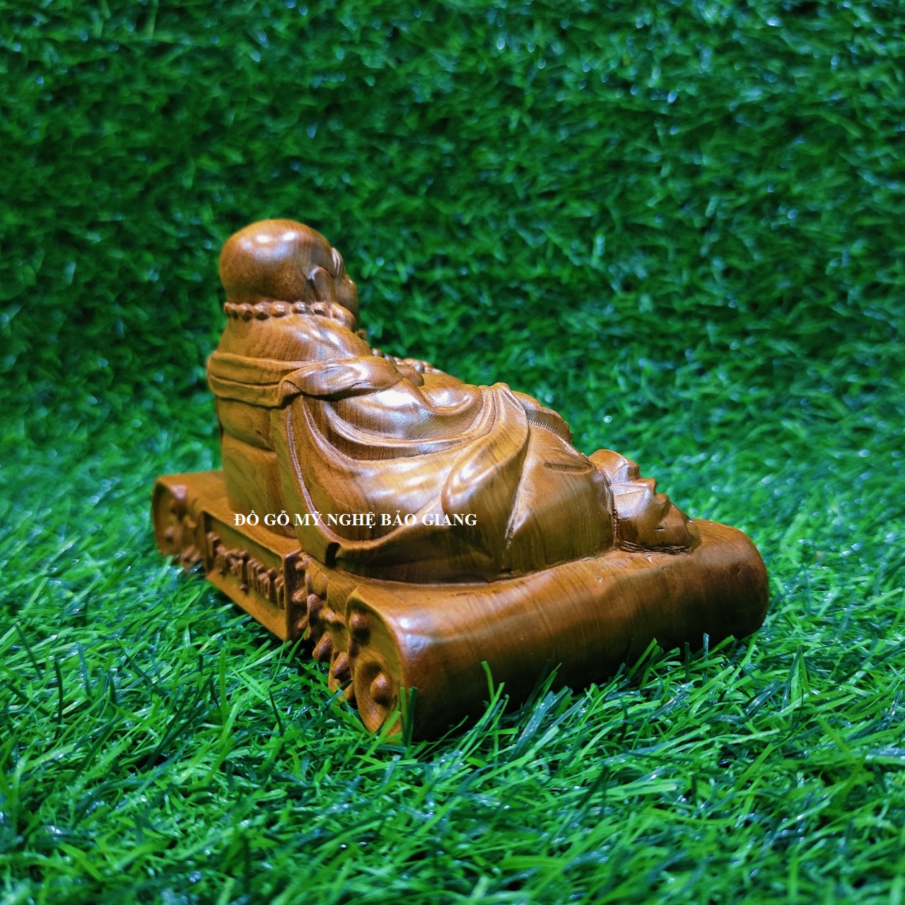 Tượng phật di lặc gỗ bách xanh