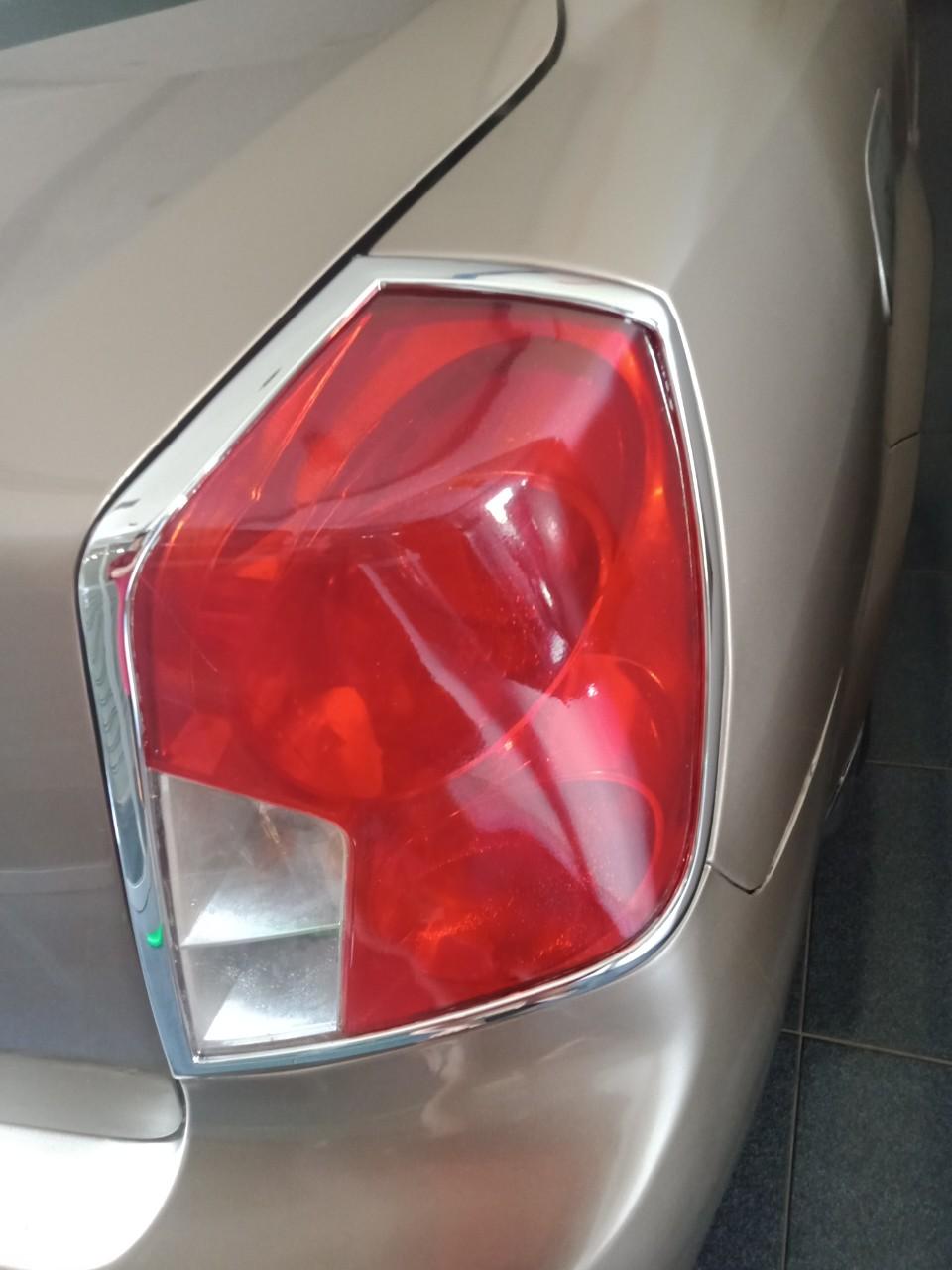 Bộ 2 Ốp viền đèn hậu mạ Crom xe Lacetti bản Việt Nam đời 2004 đến 2010