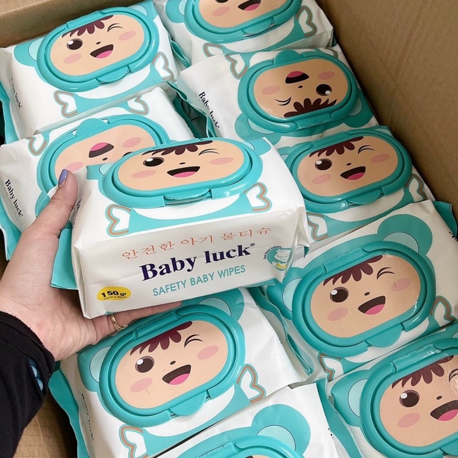 Khăn giấy Baby Luck : 1 thùng