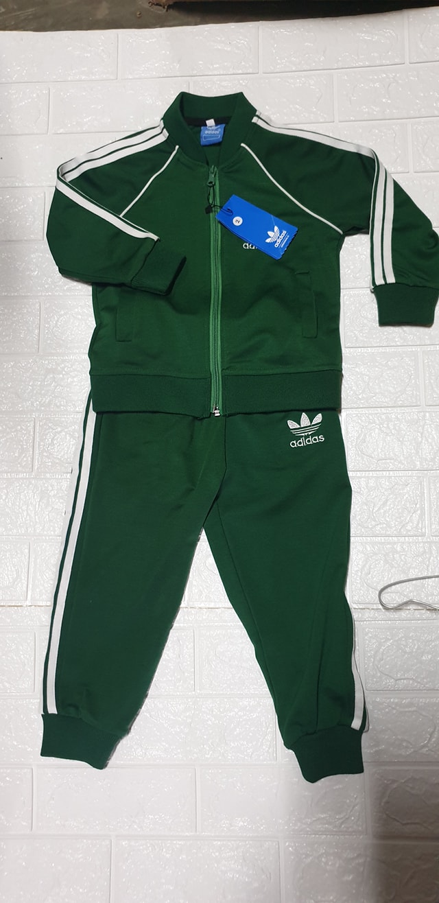 Bộ ADIDAS CHO BÉ TRAI VÀ GÁI ( 3 màu Xanh , Đen , Hồng )
