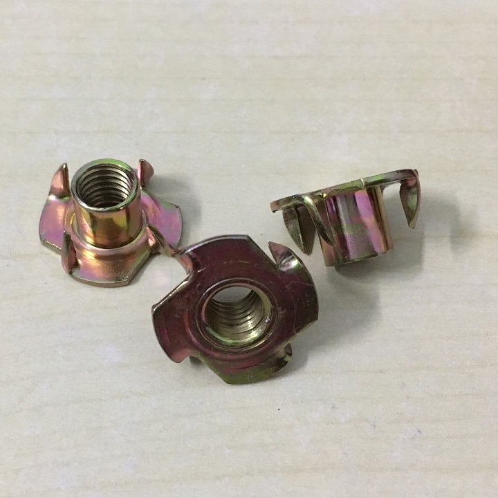 50 CON - ĐAI ỐC CHẤU BẮT GỖ M6 - TÁN CHẤU 6LY