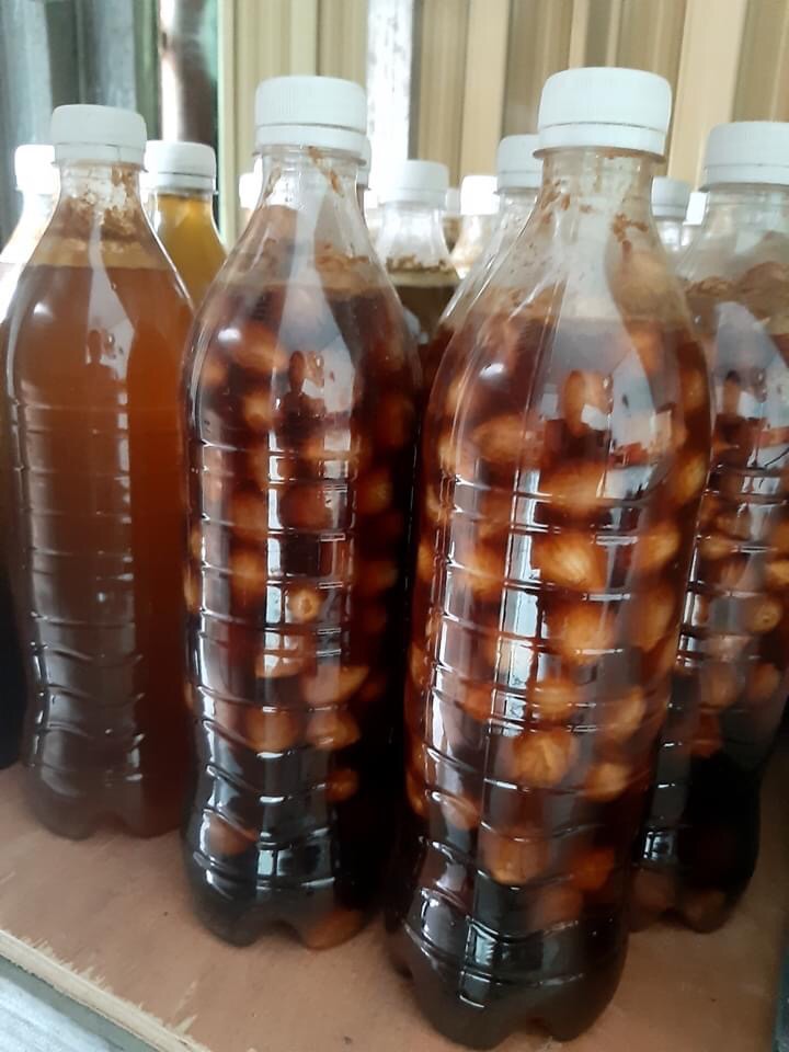 TỎI CÔ ĐƠN NGÂM MẬT ONG RỪNG (họp 2,2kg/650k )