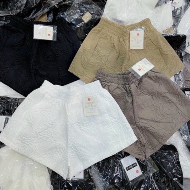 Quần Short Xốp Hoa In Nổi Siêu Hot