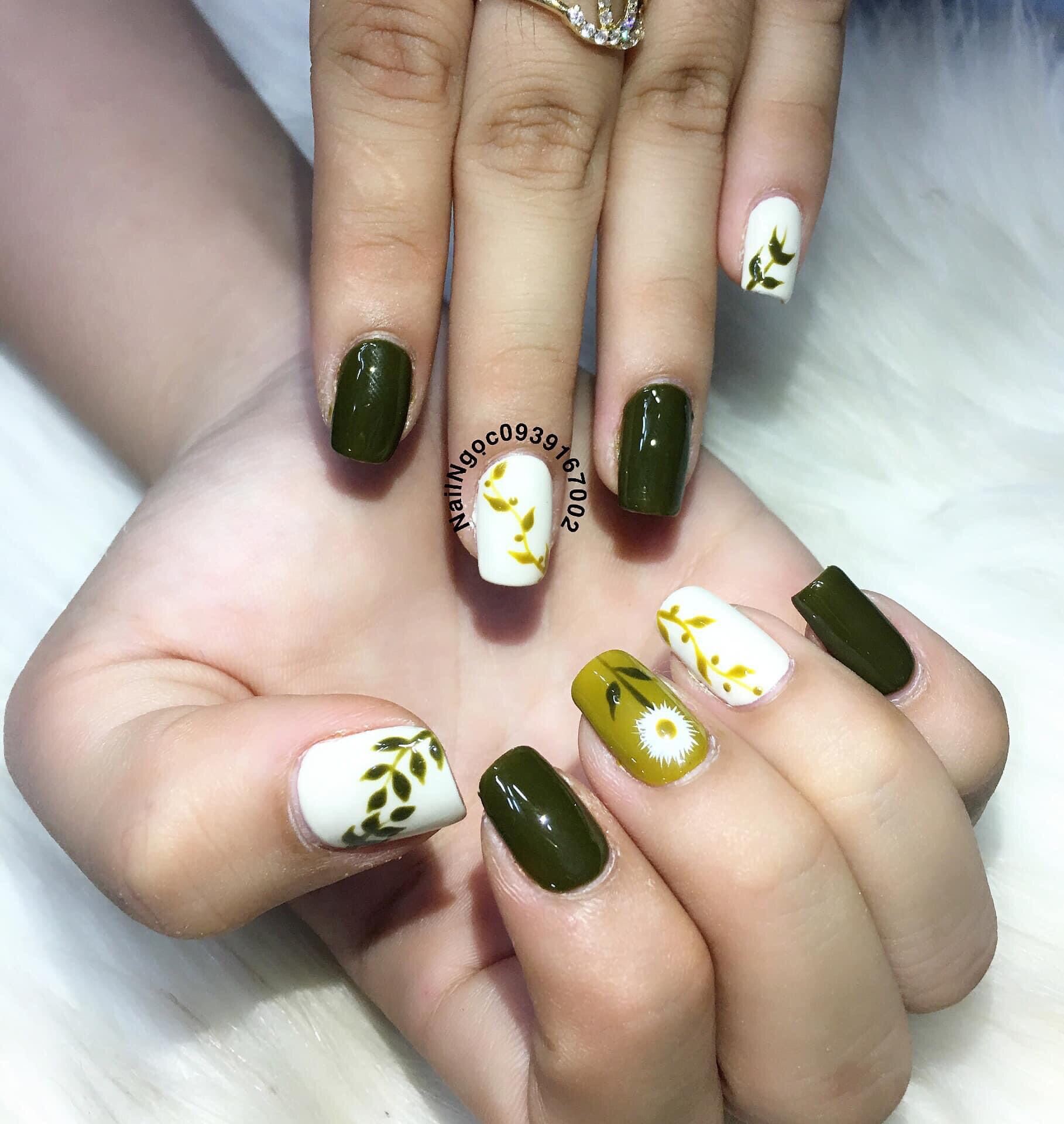Nailbox tặng keo dũa 0306
