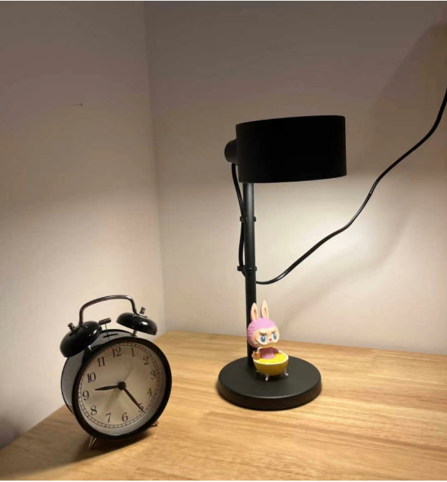 Đèn bàn làm việc đọc sách Lovmanad IKEA