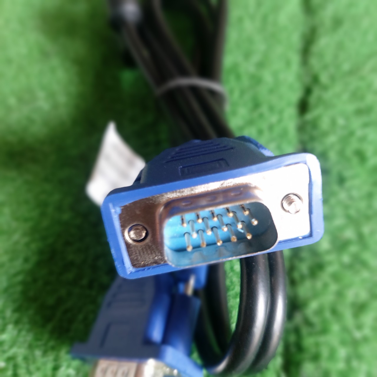 Cáp vga kết nối máy tính với màn hình