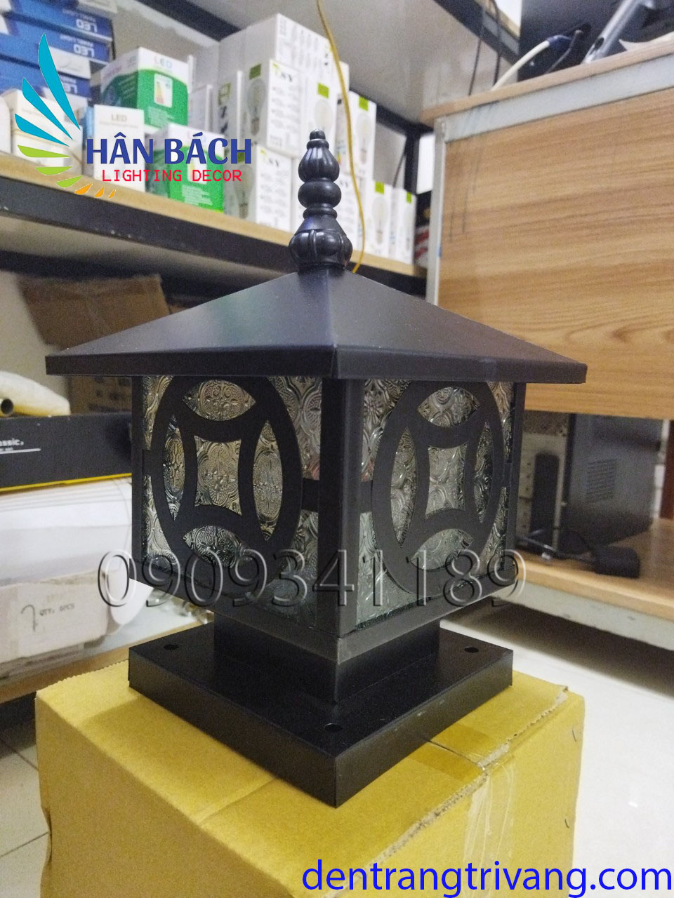 [HCM]Đèn trụ cổngđèn gắn đầu cộtđèn sân vườn ngoài trời D200 sơn tĩnh điện HBTC05