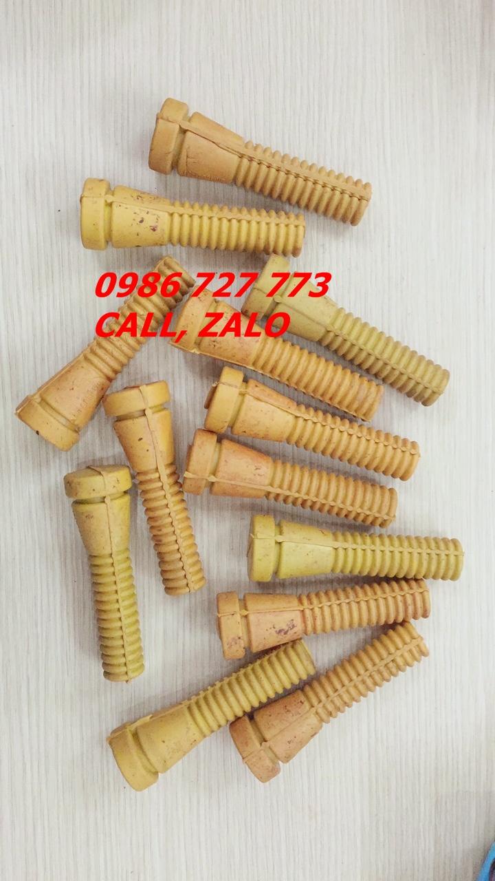 Núm cao su vặt lông gà lông vịt
