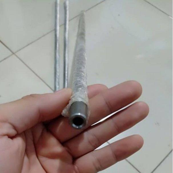 Thanh thép nhập khẩu c45 mạ crom phi 12 lỗ 6ly4