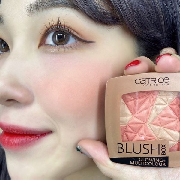 Phấn Má Hồng Catrice Blush Box Glowing Multicolour 5.5g