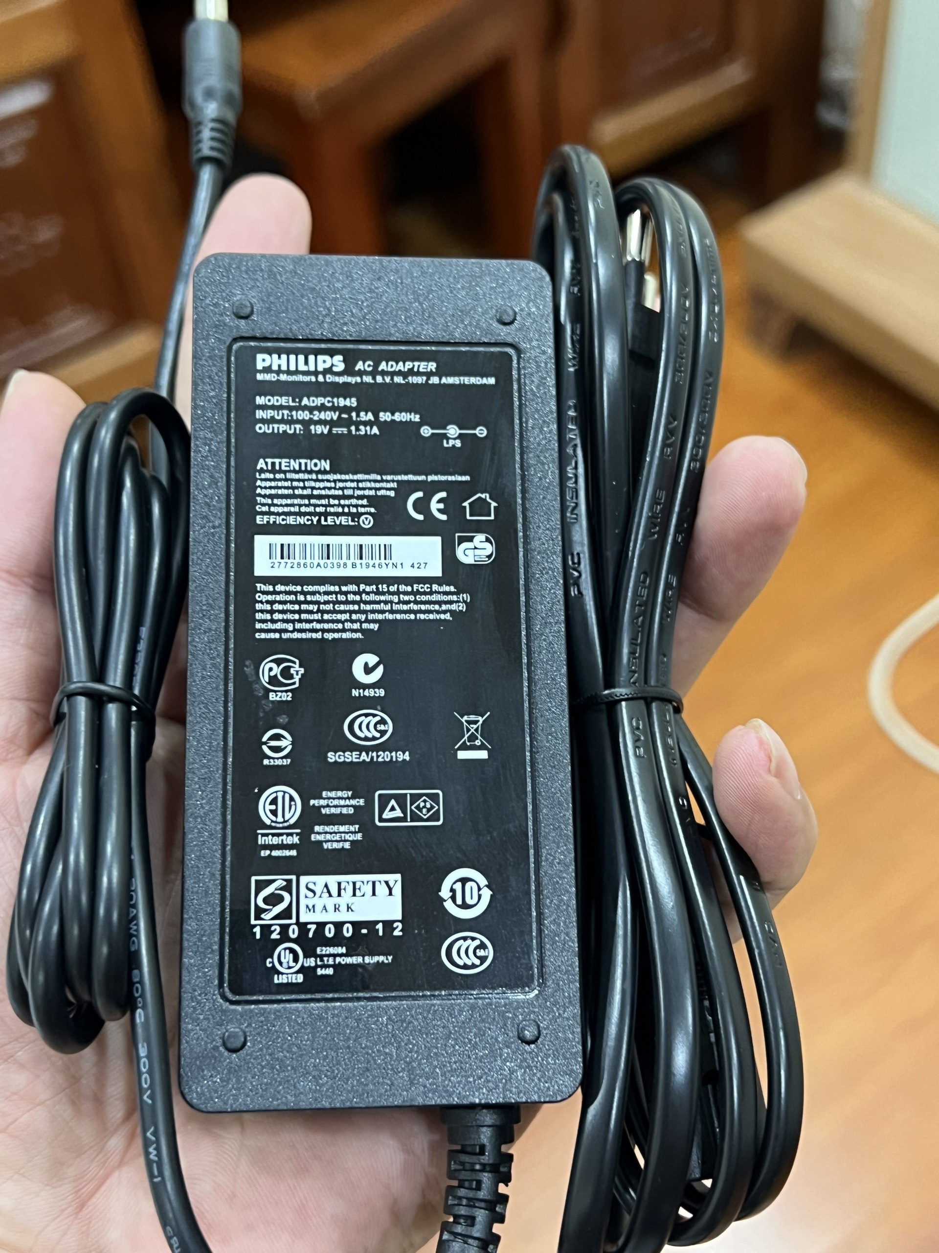 ADAPTOR 19V DÂY NGUỒN MÀN HÌNH AOC