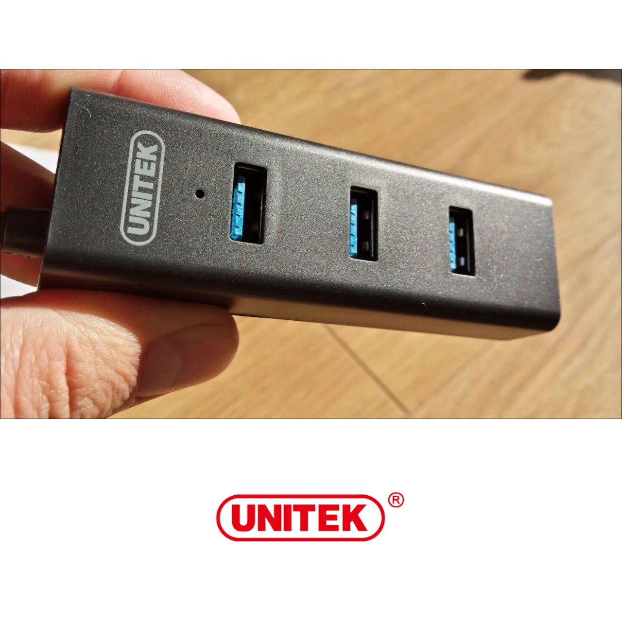 Bộ chia 4 cổng HUB USB 3.0 Unitek Y-3089