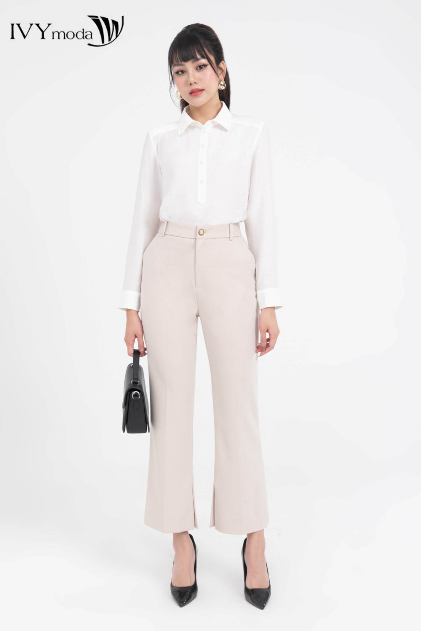 Áo sơ mi lụa dáng suông IVY moda MS 17M8166