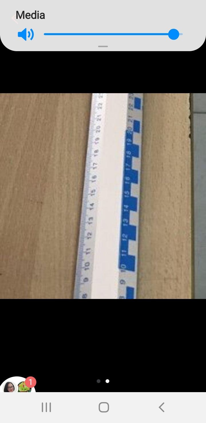 Thước nhôm 50cm. Của giáo viên.