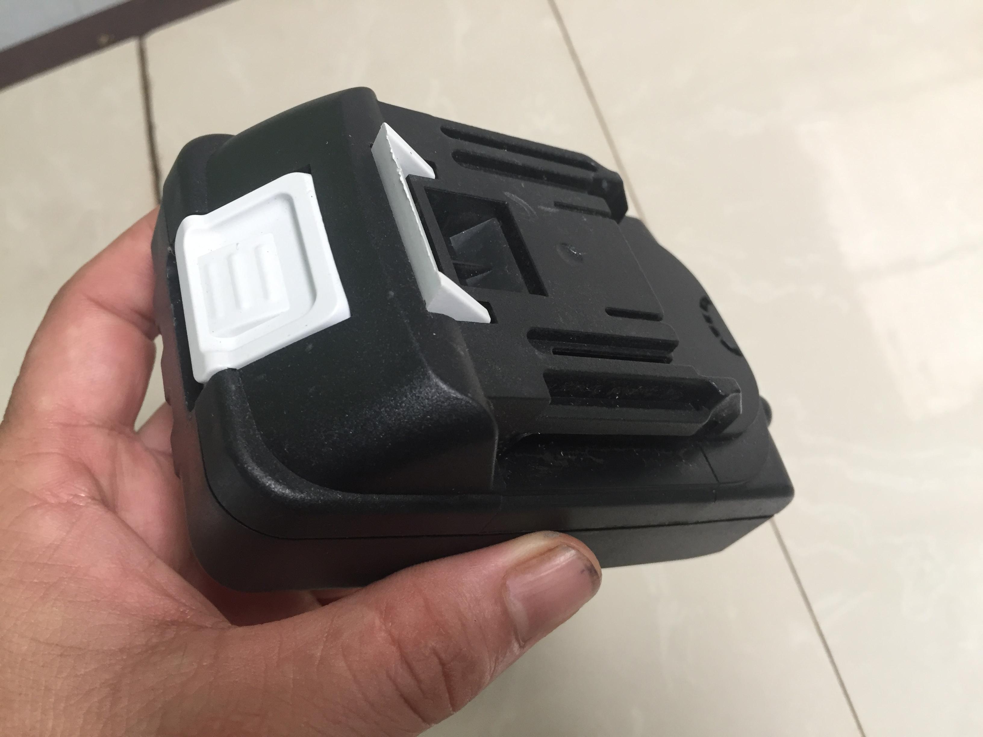 Pin Makita 14.4V 2.2A Được Làm Từ Pin TianlVN Loại Mỏng