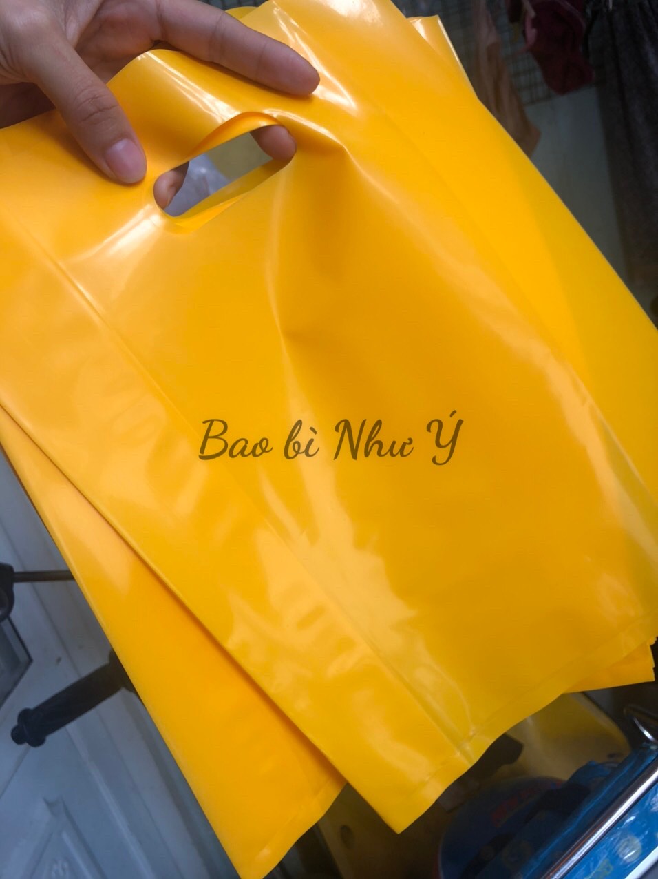 [HCM]1KG (SIZE 24X34 MÀU VÀNG) TÚI NILON PE BÓNG DẺO DAI