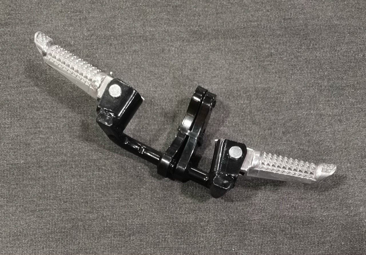 Bộ gác chân trước xe Raider (fi)