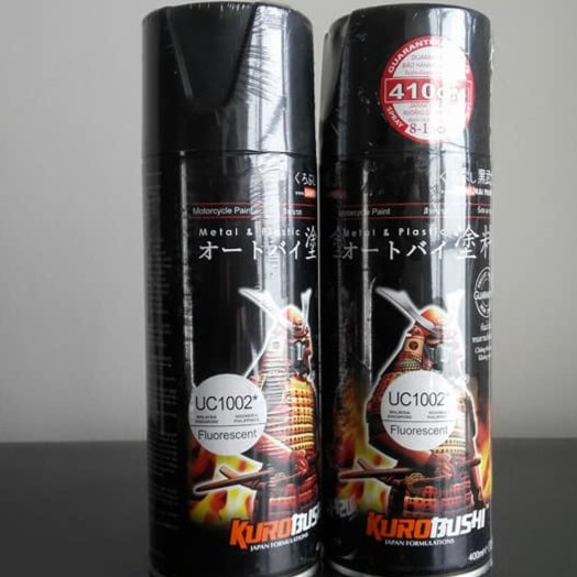 Sơn xịt Samurai nền màu Huỳnh Quang - UC1002 (màu trắng)