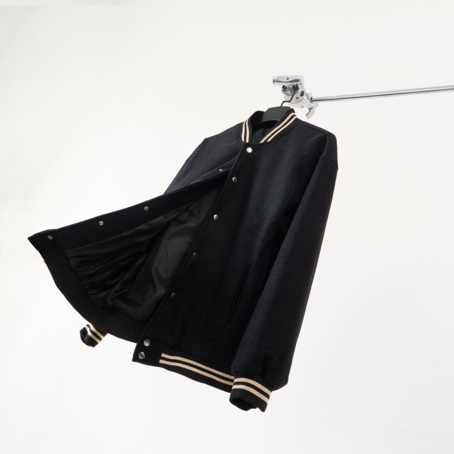 [3-5/8 Hoàn Tiền 25%]Áo khoác bomber varsity jacket Signature - AK01