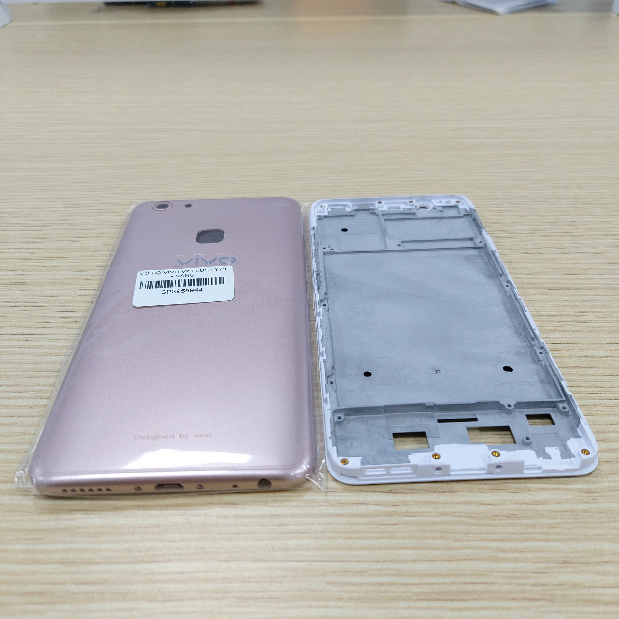 Vỏ bộ Vivo V7 plus / Y79