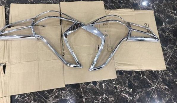 Ốp đèn pha hậu Mitsu Xpander