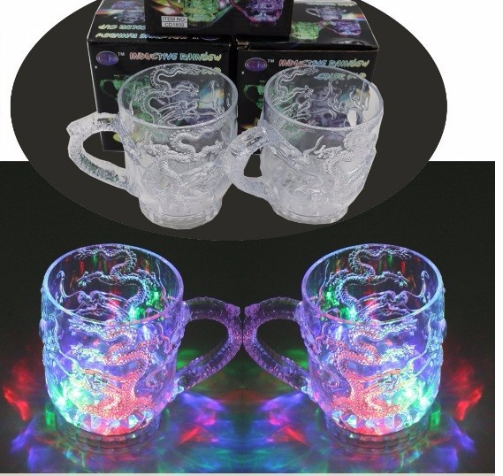 [HCM]Ly rồng thần kỳ đổ nước vào sáng đèn