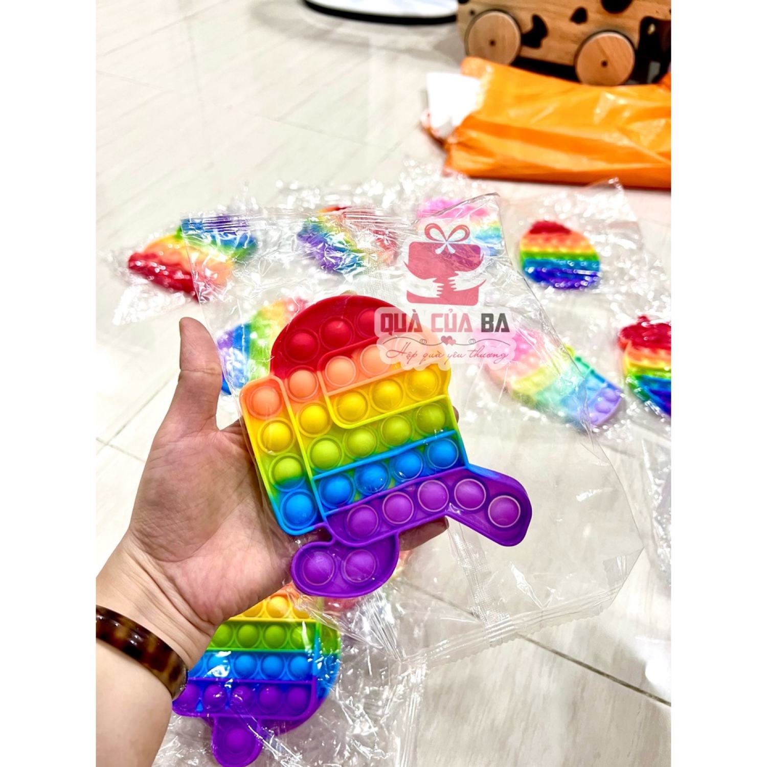 Pop it rẻ đẹp, giải trí, giảm căng thẳng