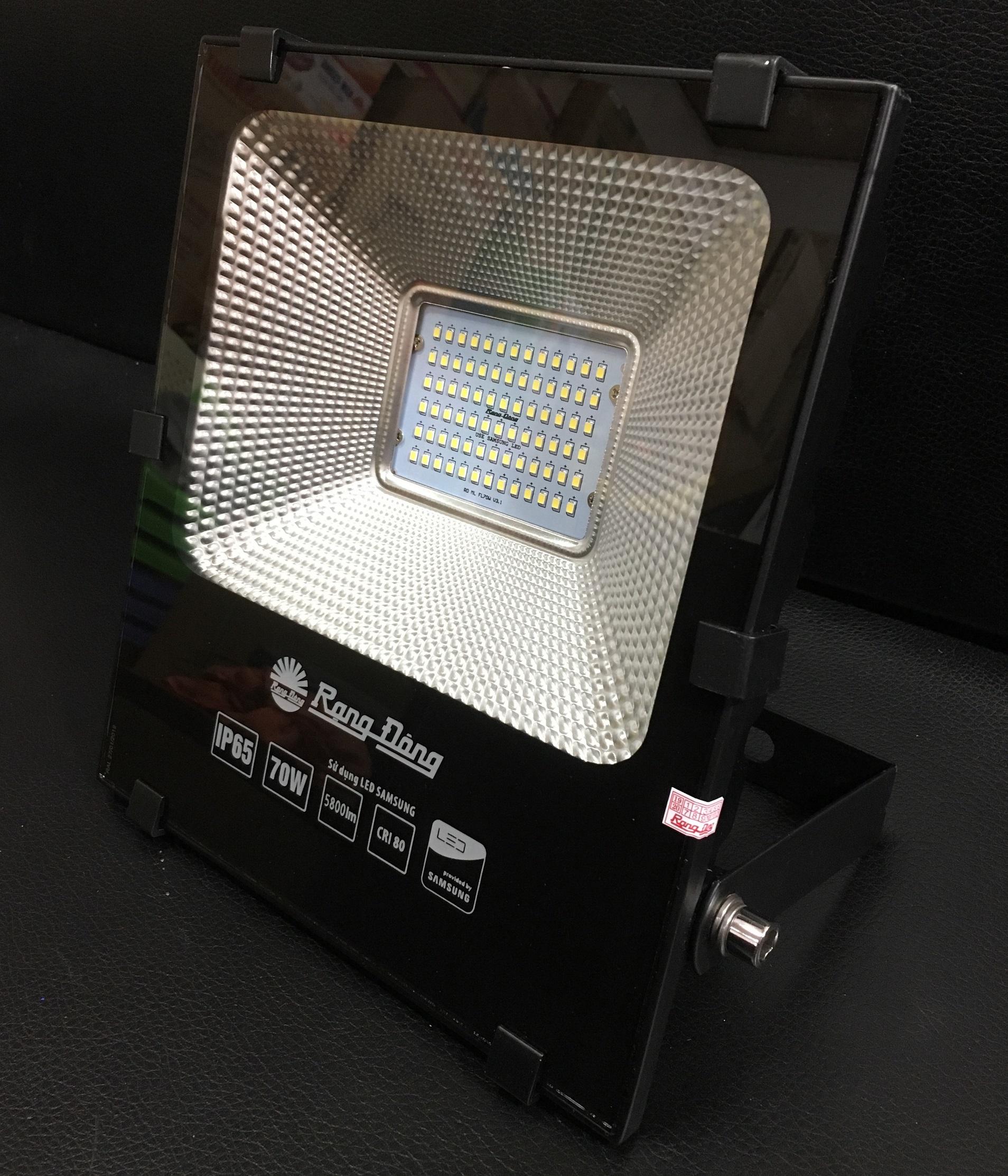 Đèn led chiếu pha 70W Rạng Đông