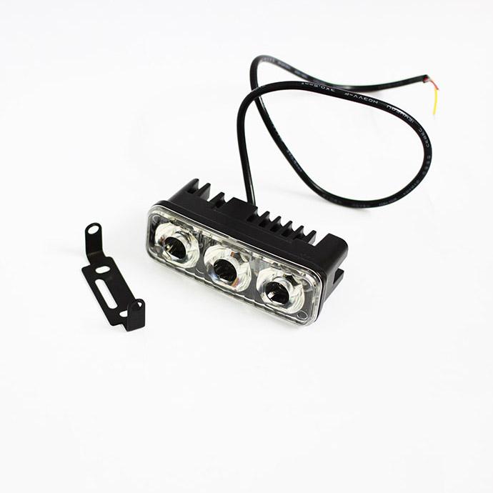 [HCM]Đèn Led C3 Nhỏ Gọn Gắn Xe Máy [ Tặng công tắc ]