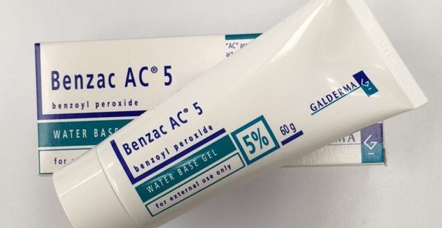 Benzac AC 2.5%, 5% - Kem hỗ trợ giảm mụn