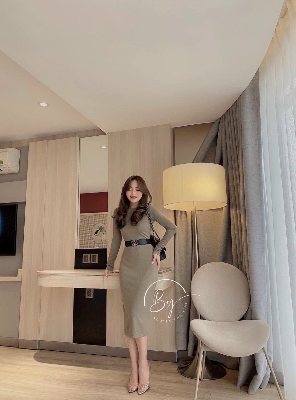Đầm len body