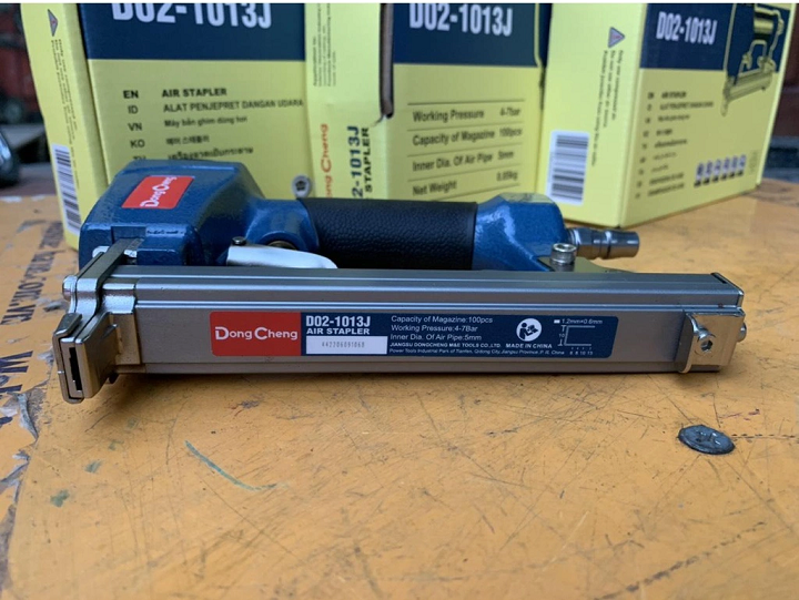 Súng Bắn Đinh U Dongcheng D02-1013J