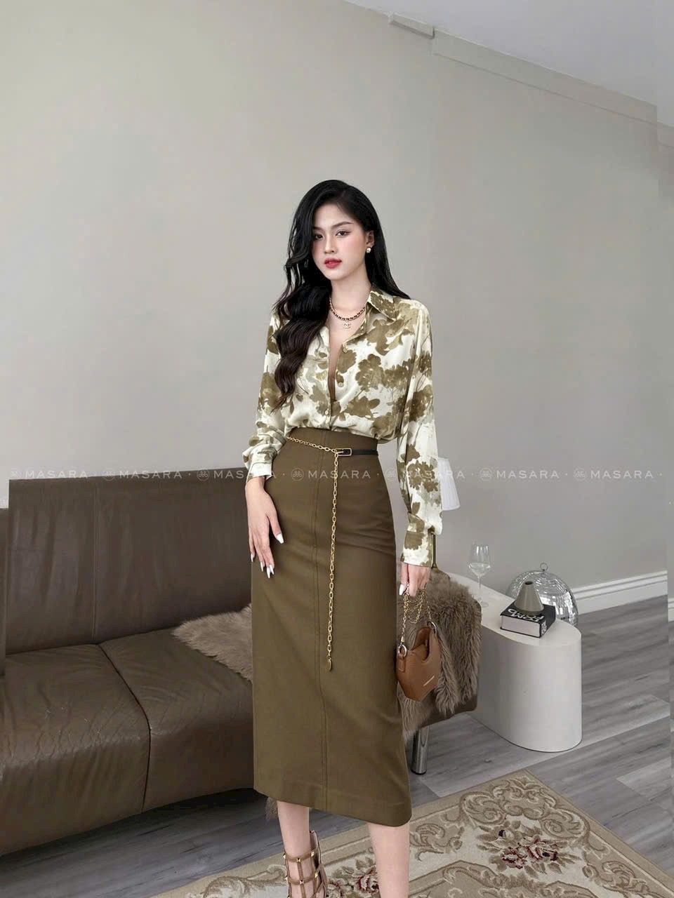 Set thời trang áo lụa sơ mi hoa kèm chân váy tuyết mưa thanh lịch, Set bộ chân váy chân váy mix áo lụa hoa sang chảnh DX